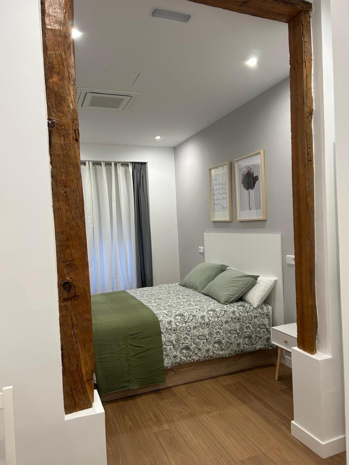 Apartamentos Gravina Madrid Ngoại thất bức ảnh